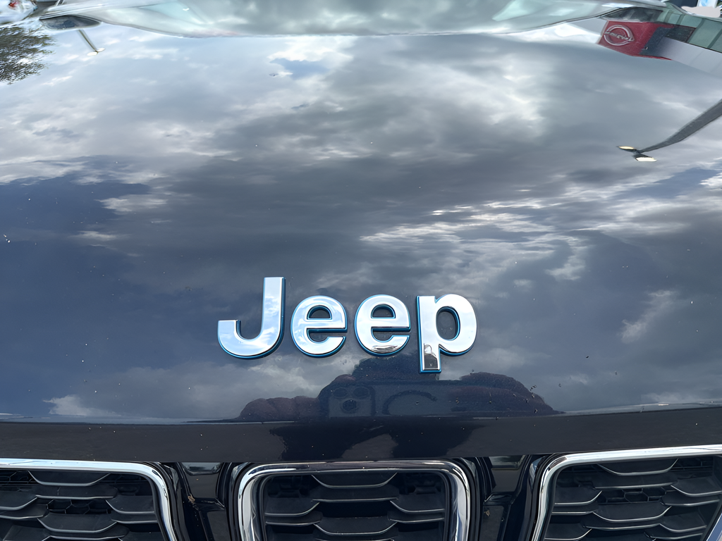 Used 2024 Black Jeep 4xe image 10