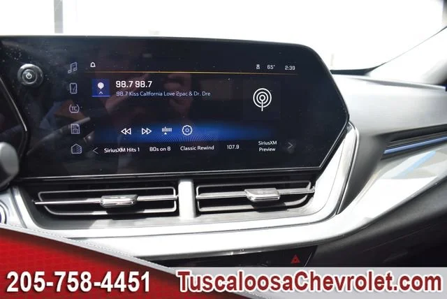 Used 2025 Cypress Gray Chevrolet LT image 31