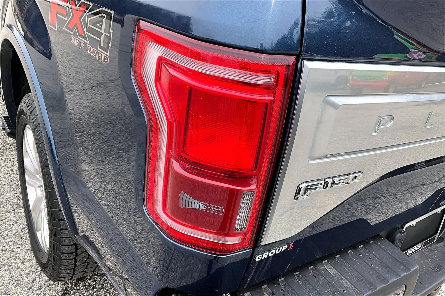 Used 2016 Blue Jeans Metallic Ford Platinum image 28