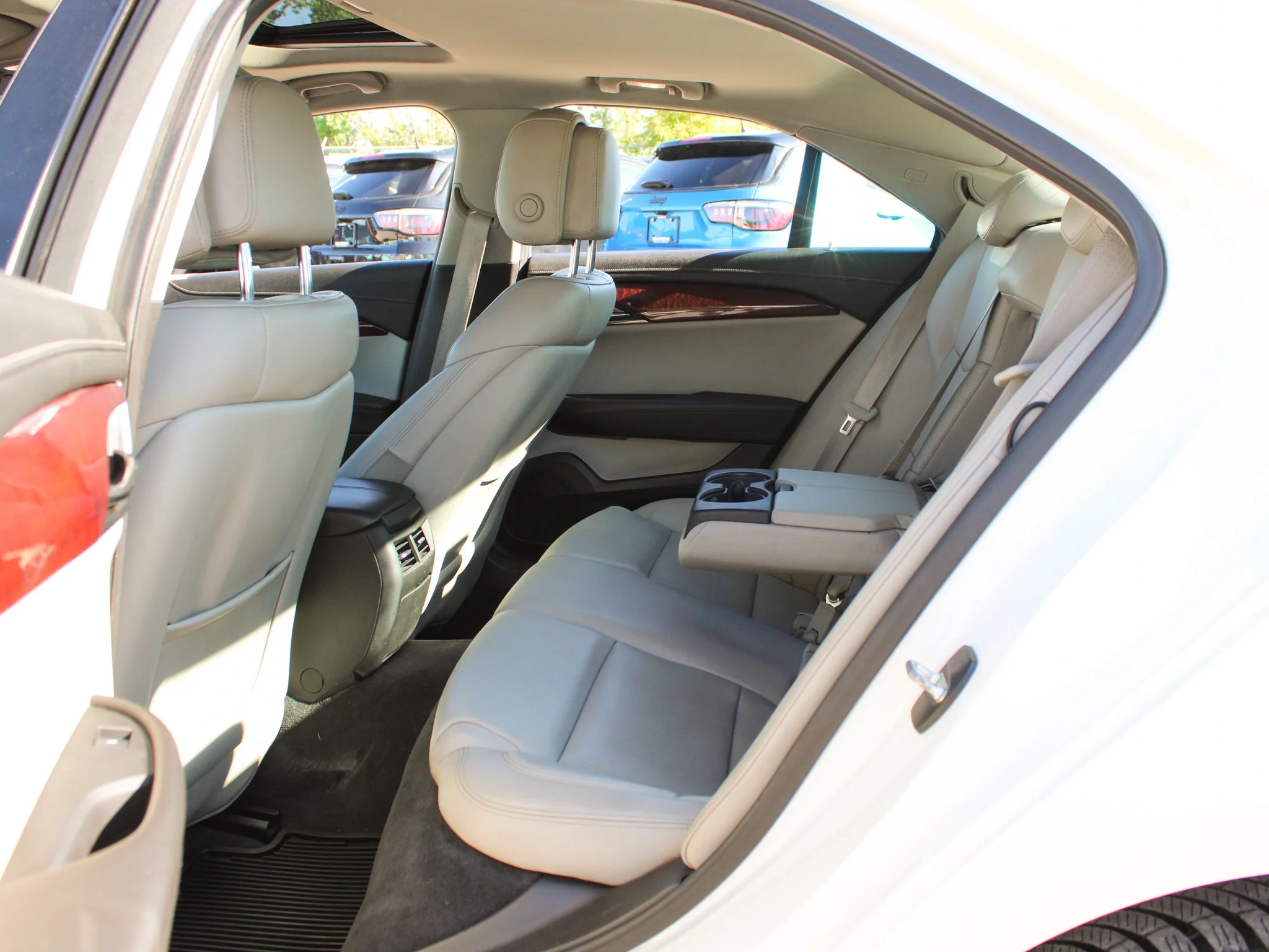 Used 2013 White Cadillac Luxury*No Accidents | Sunroof | BOSE | Heated Seats | Nav | Backup Camera | V6 | 321 HP image 15