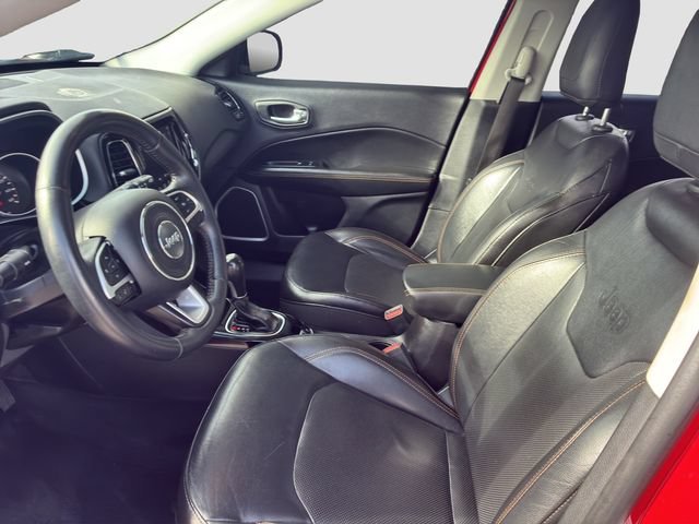 Used 2018 Red Jeep Limited 4x4 image 12