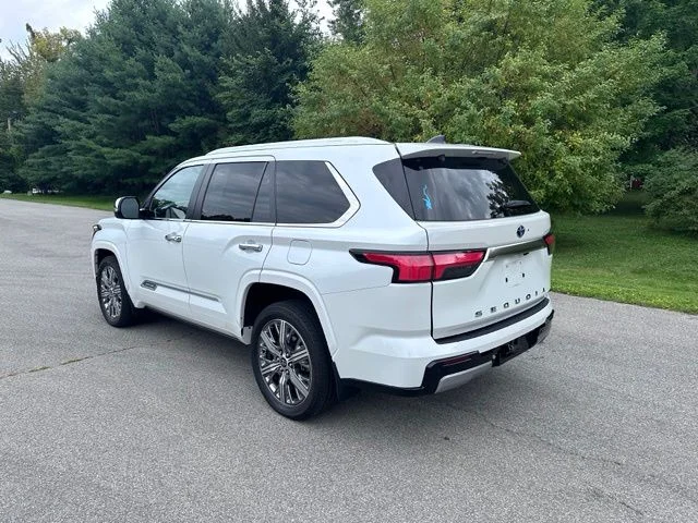 Used 2024 Off-white Toyota Capstone image 5