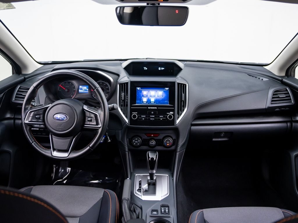 Used 2018 Ice Silver Metallic Subaru 2.0i Premium image 11