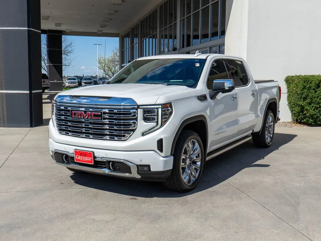Certified Used 2024 White Frost Tricoat GMC Denali image 3