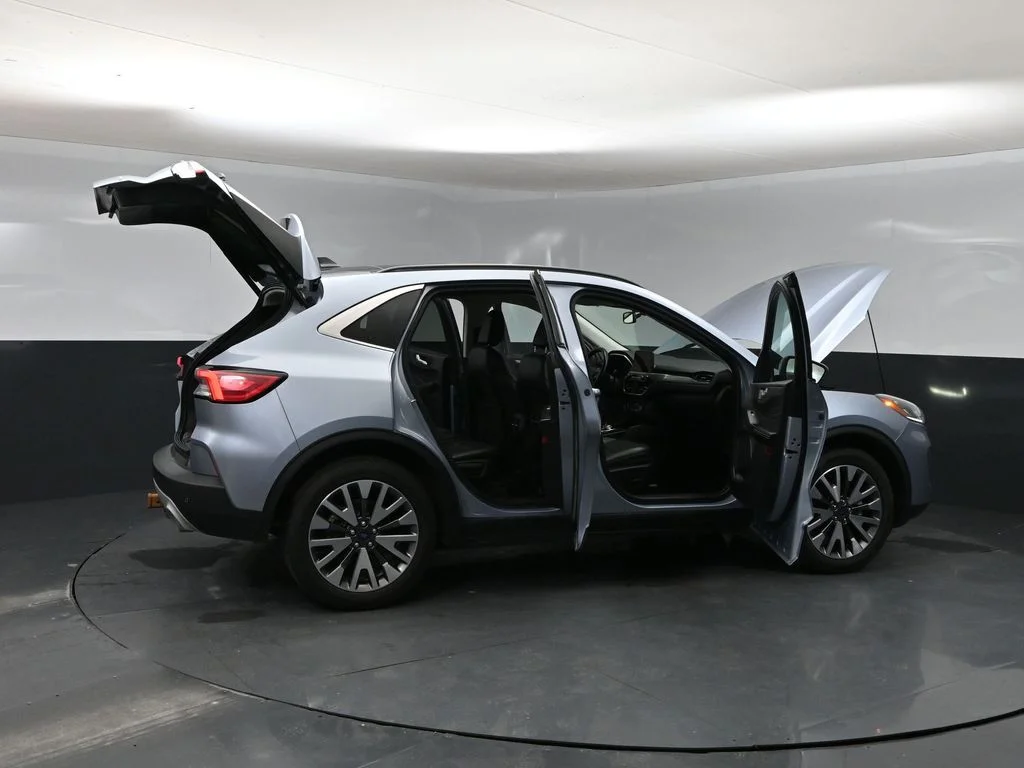 Used 2022 Blue Ford Titanium image 40