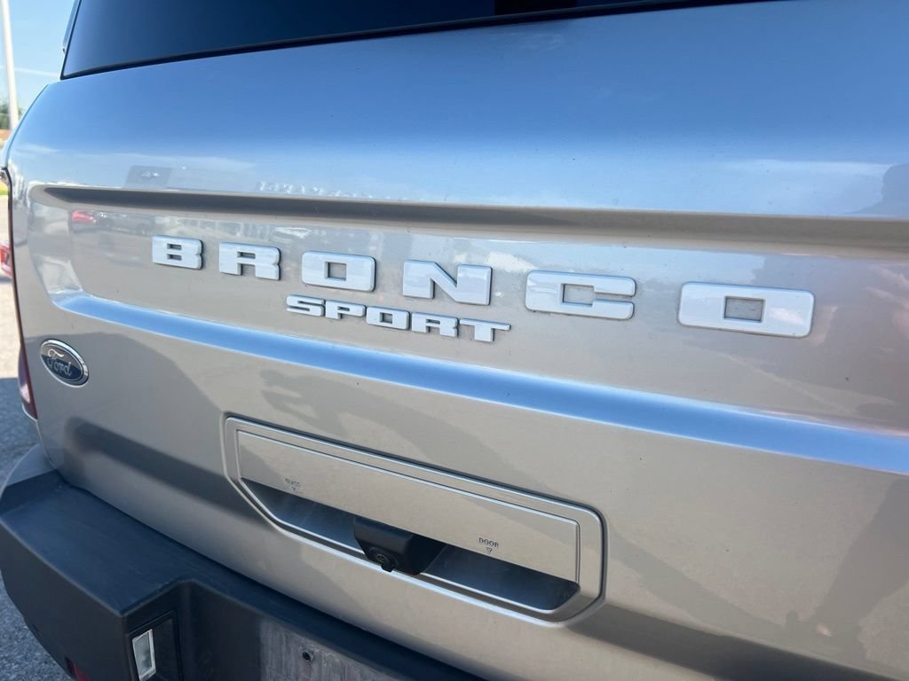 Used 2022 Silver Metallic Ford Outer Banks image 9