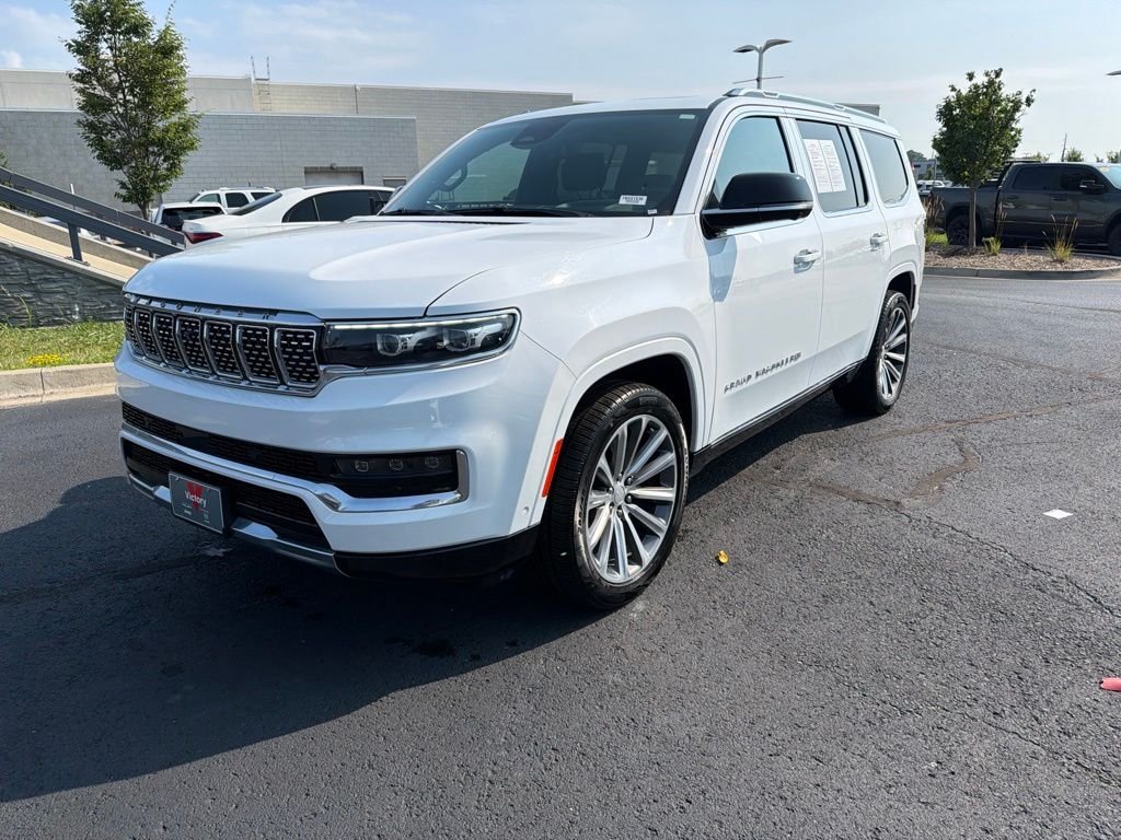 Used 2023 White Jeep Series II image 3
