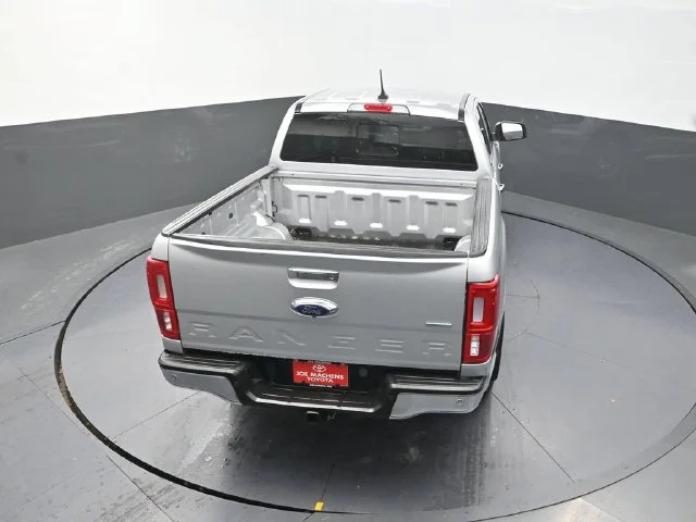 Used 2019 Silver Ford Lariat image 28