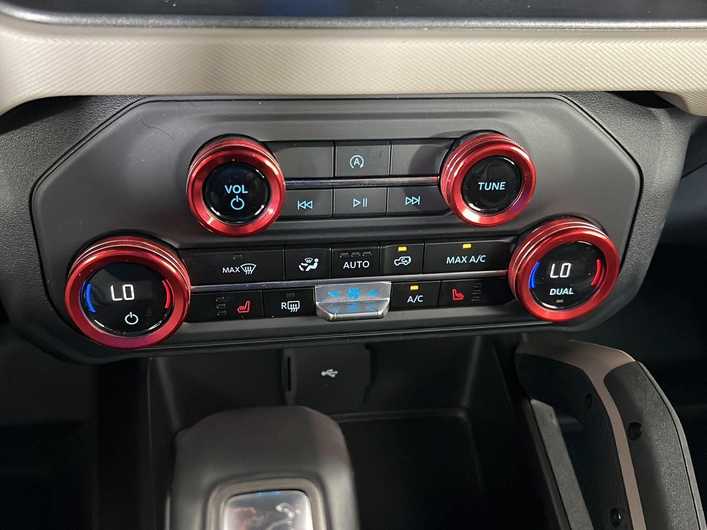 Used 2024 Oxford White Ford Big Bend image 19