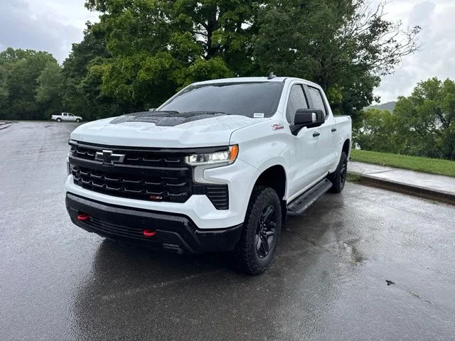 Used 2024 White Chevrolet LT Trail Boss image 3