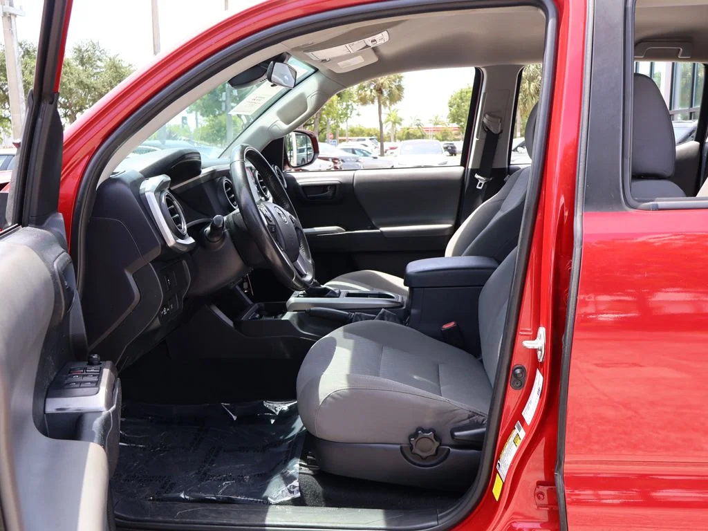 Used 2022 Red Toyota SR5 image 24