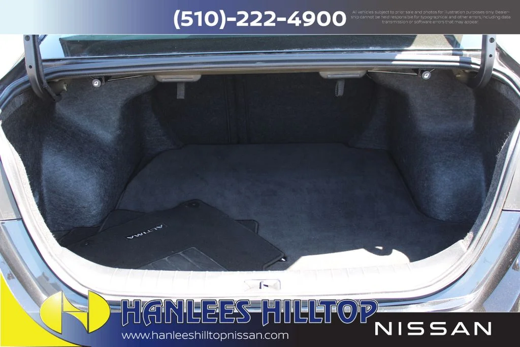 Used 2025 Black Nissan 2.5 SV image 10