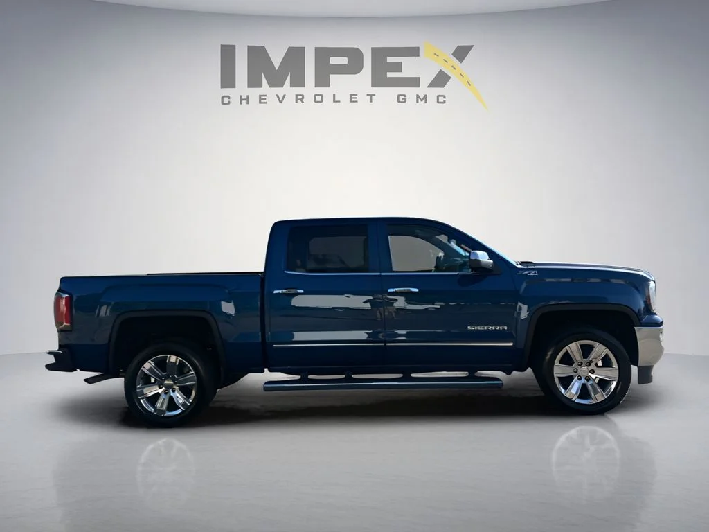 Used 2017 Blue GMC SLT image 6