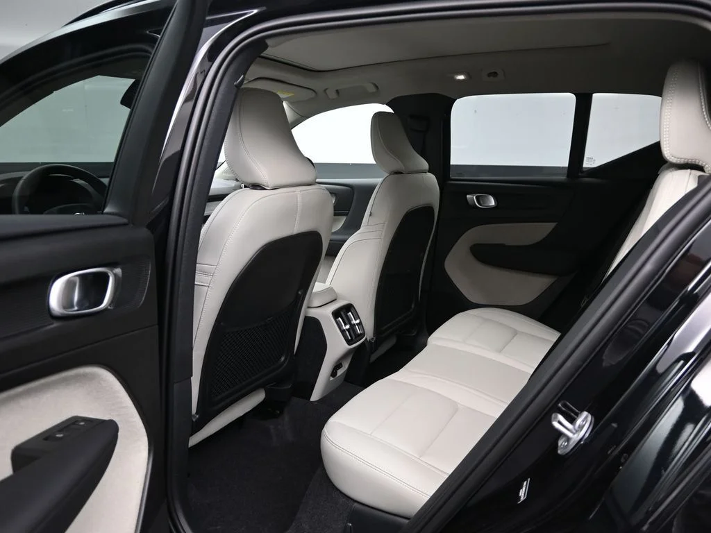 Certified Used 2025 Onyx Black Volvo Ultra image 14