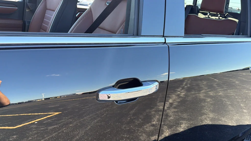 2026 GMC Sierra 2500HD Denali Ultimate - Photo 8