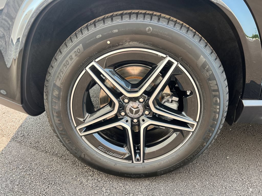 New 2026 Black Mercedes-Benz GLE 450 image 74