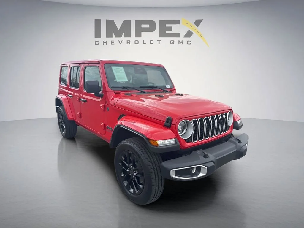 Used 2025 Red Jeep Sahara image 7