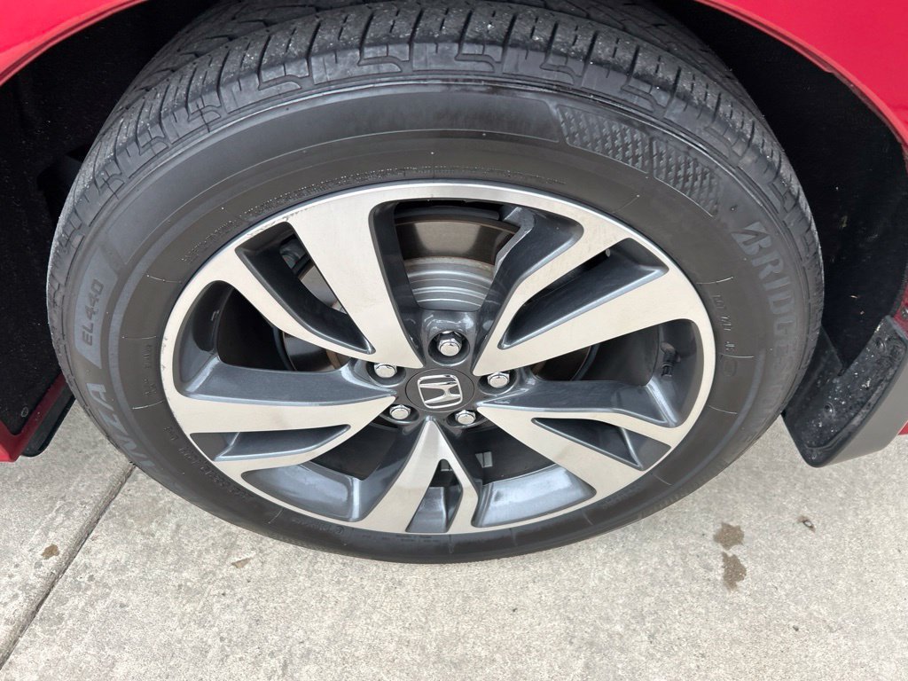 Used 2024  Honda Touring image 18