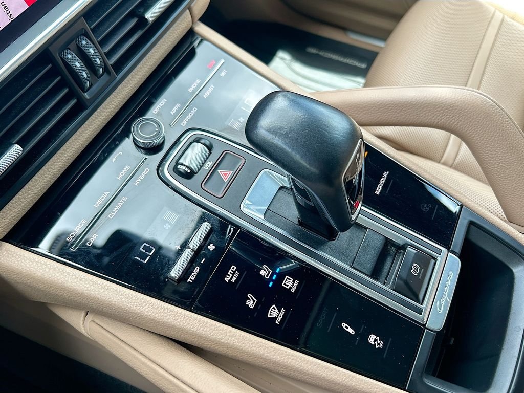 Used 2020 Black Porsche E-Hybrid image 25