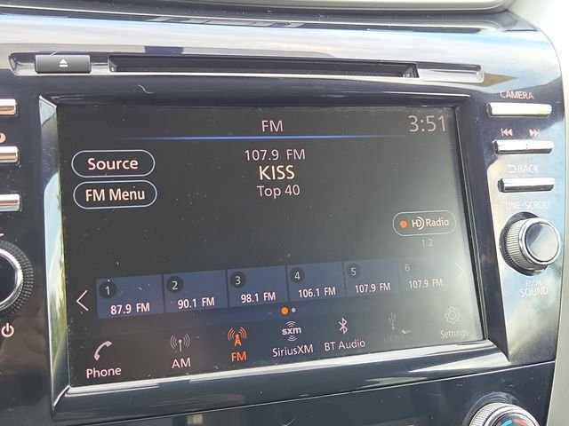 Used 2019 Pearl White Nissan SL image 23