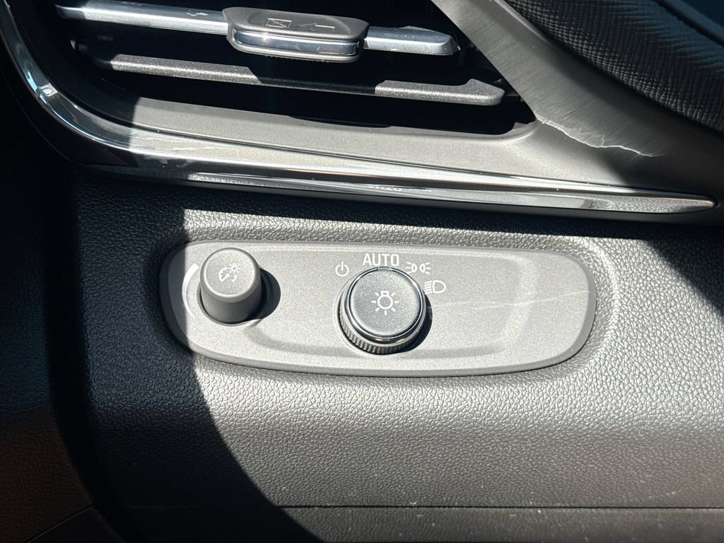 2026 Buick Envista Preferred - Photo 17