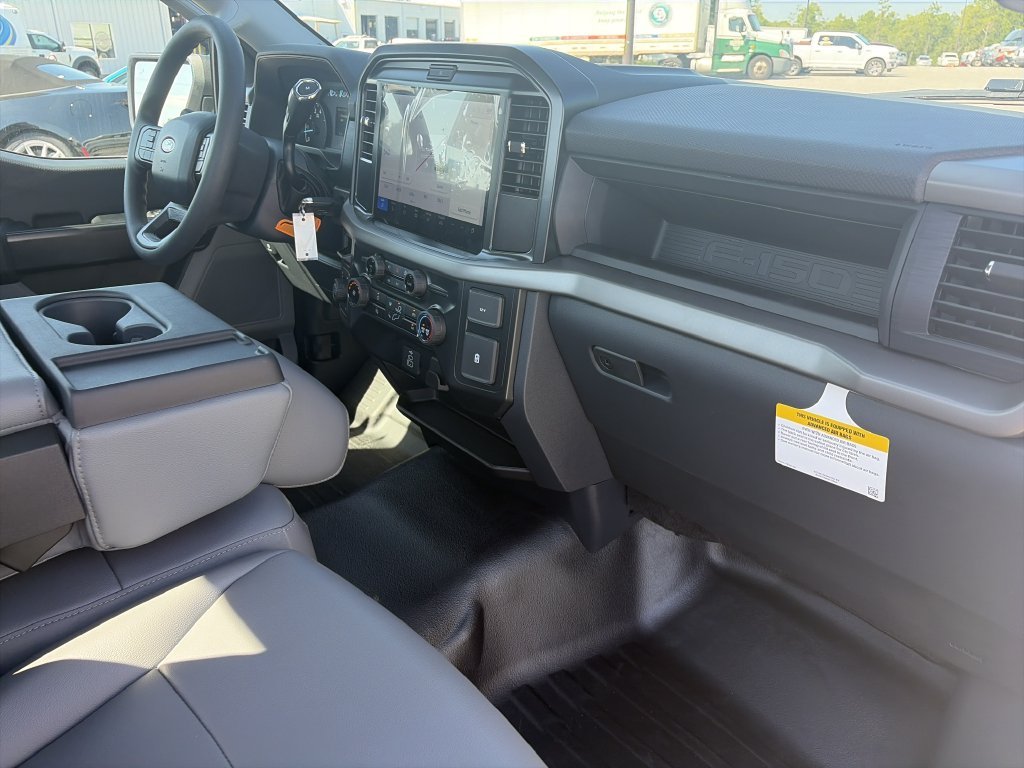 New 2026 White Ford XL image 27
