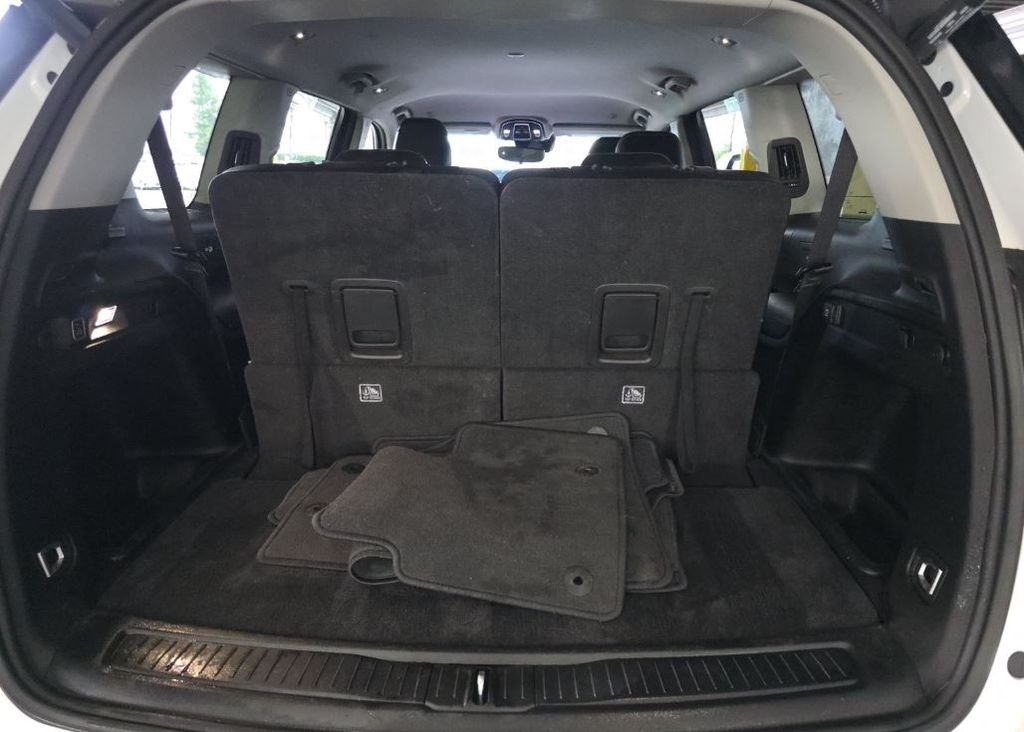 Used 2021 White Jeep Limited image 12