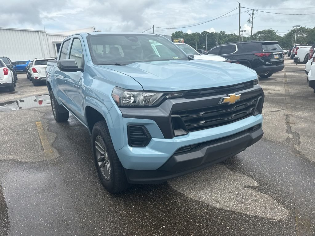 2025 Chevrolet Colorado 2WD LT Crew Cab Short Box's photo