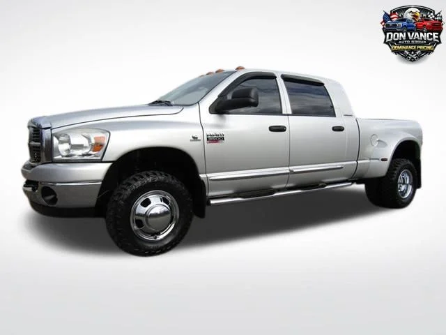 Used 2007 Silver Dodge ST image 1