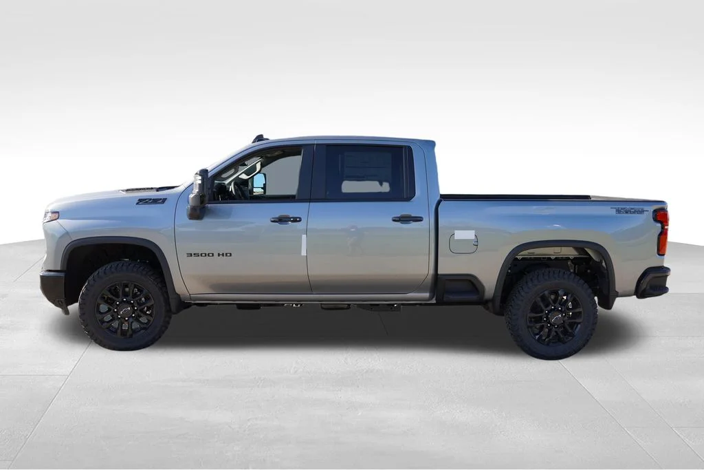 New 2026 Gray Chevrolet LT image 6