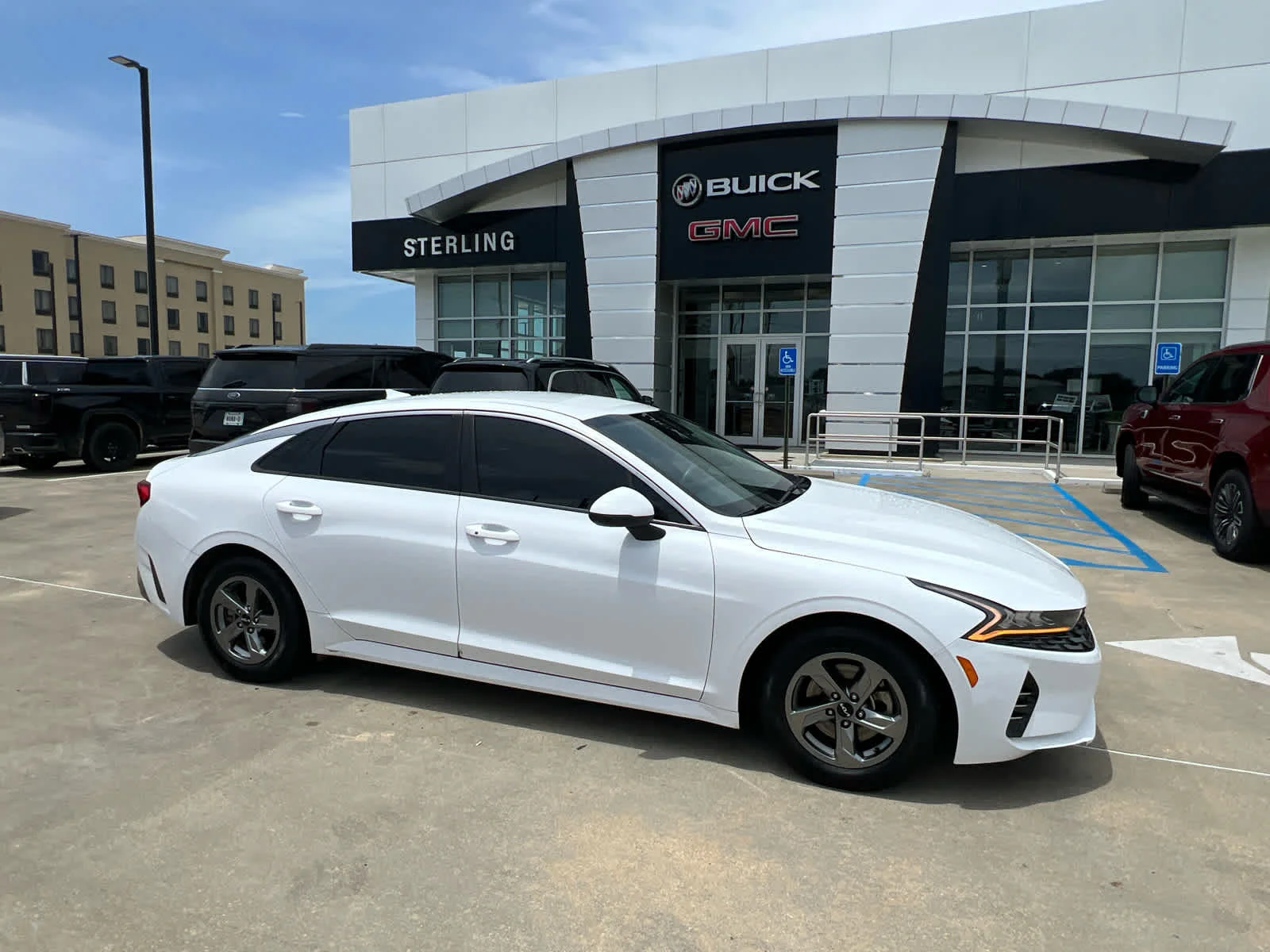 2022 Kia K5 LXS