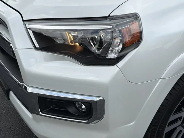 Used 2024 Off-white Toyota Limited image 9