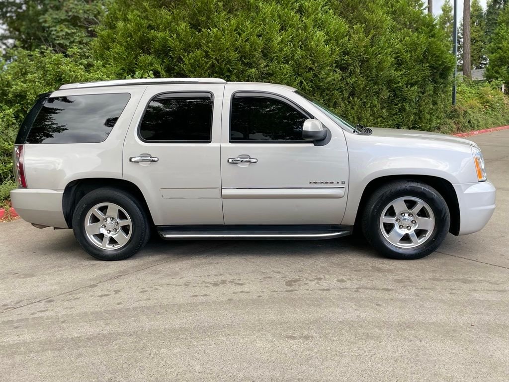 Used 2007 Silver Birch Metallic GMC Denali image 1
