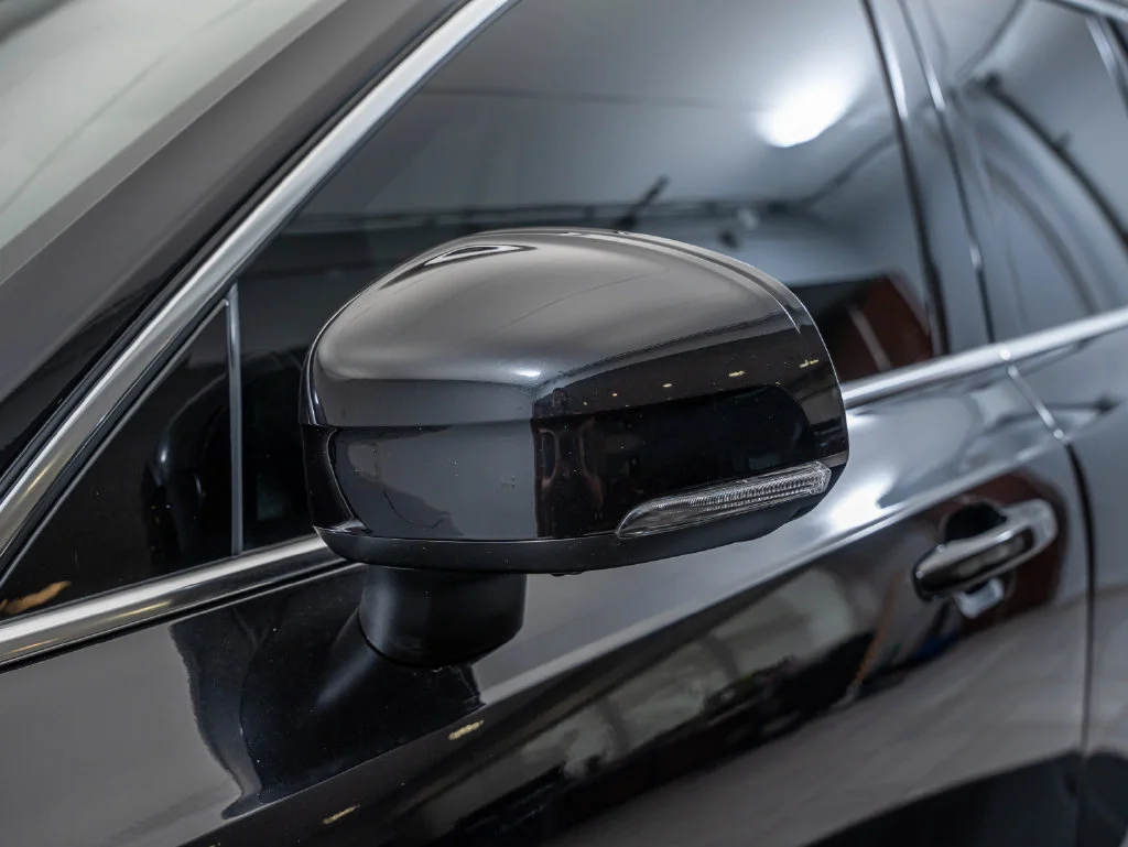 Used 2020 Onyx Black Metallic Volvo T6 Momentum image 17