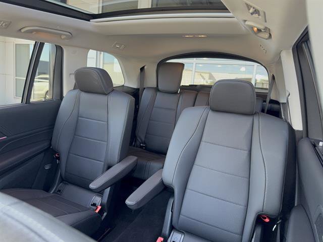 New 2026 Polar White Mercedes-Benz GLS 450 image 29