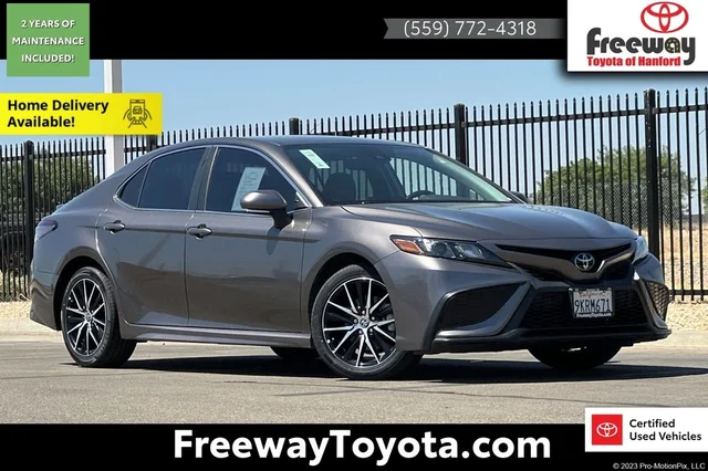 2024 Toyota Camry SE
