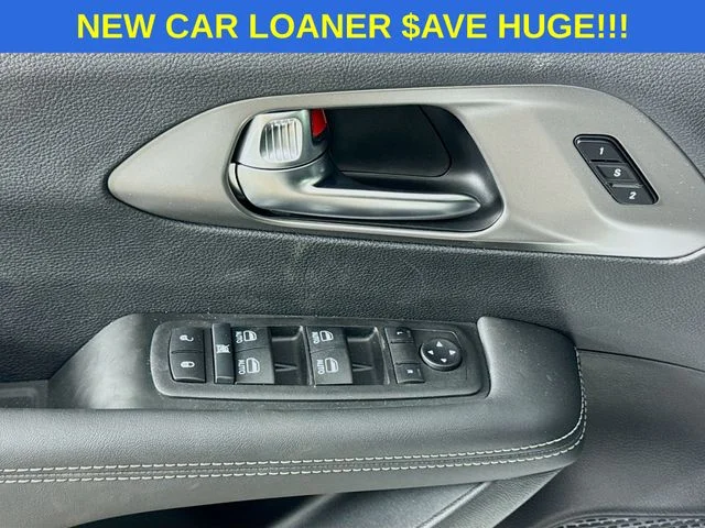 2025 Chrysler Pacifica Select - Photo 17