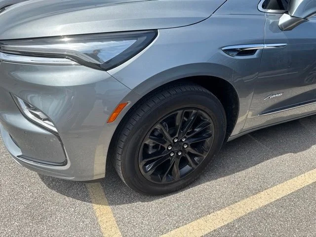 Used 2024 Moonstone Gray Metallic Buick FWD 4dr Avenir image 9