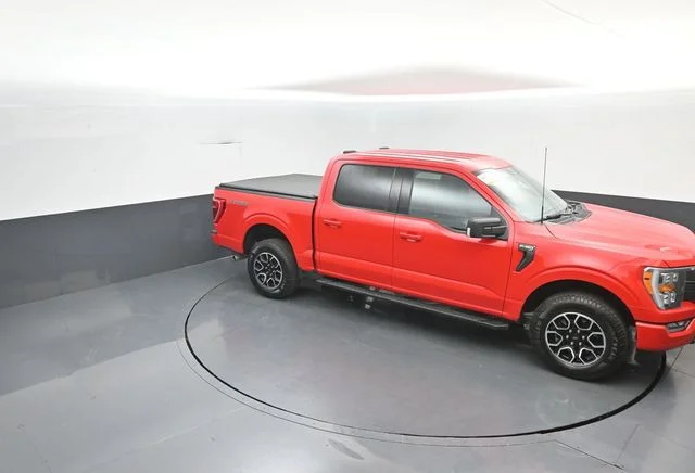 Used 2023 Red Ford XLT image 27
