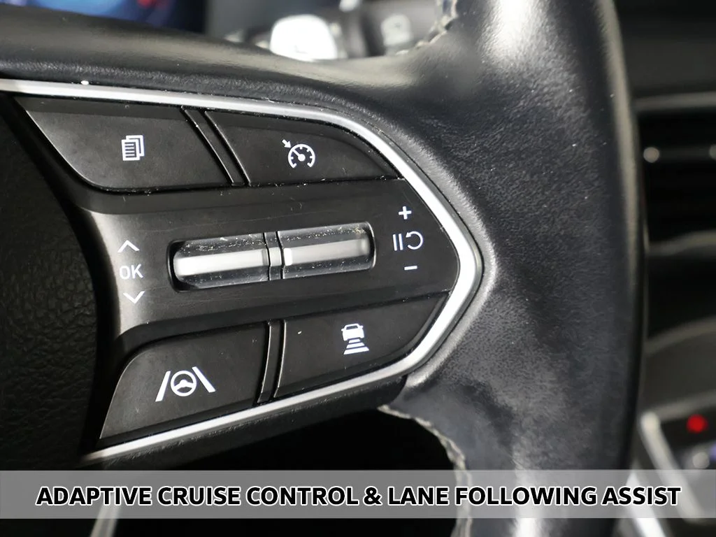Used 2022 Silver Hyundai XRT image 3