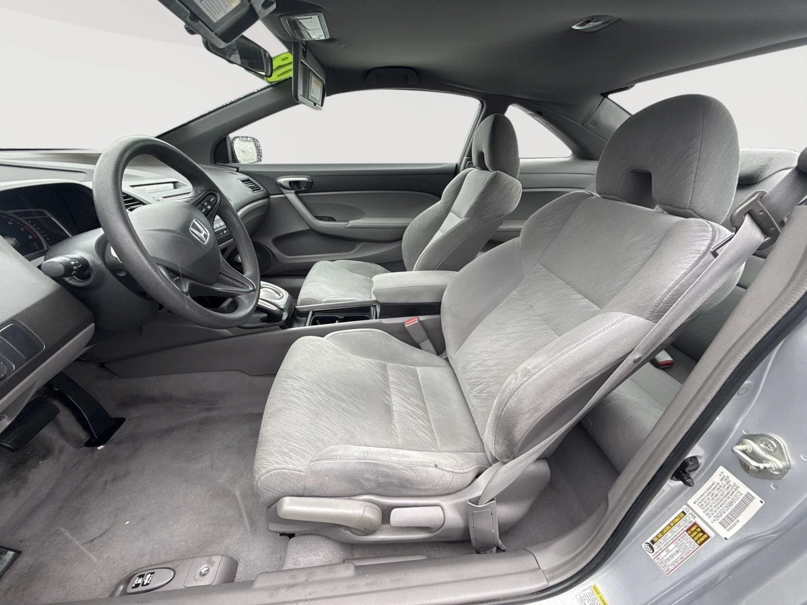 Used 2008 Honda Civic LX with VIN 2HGFG12698H513172 for sale in Kansas City