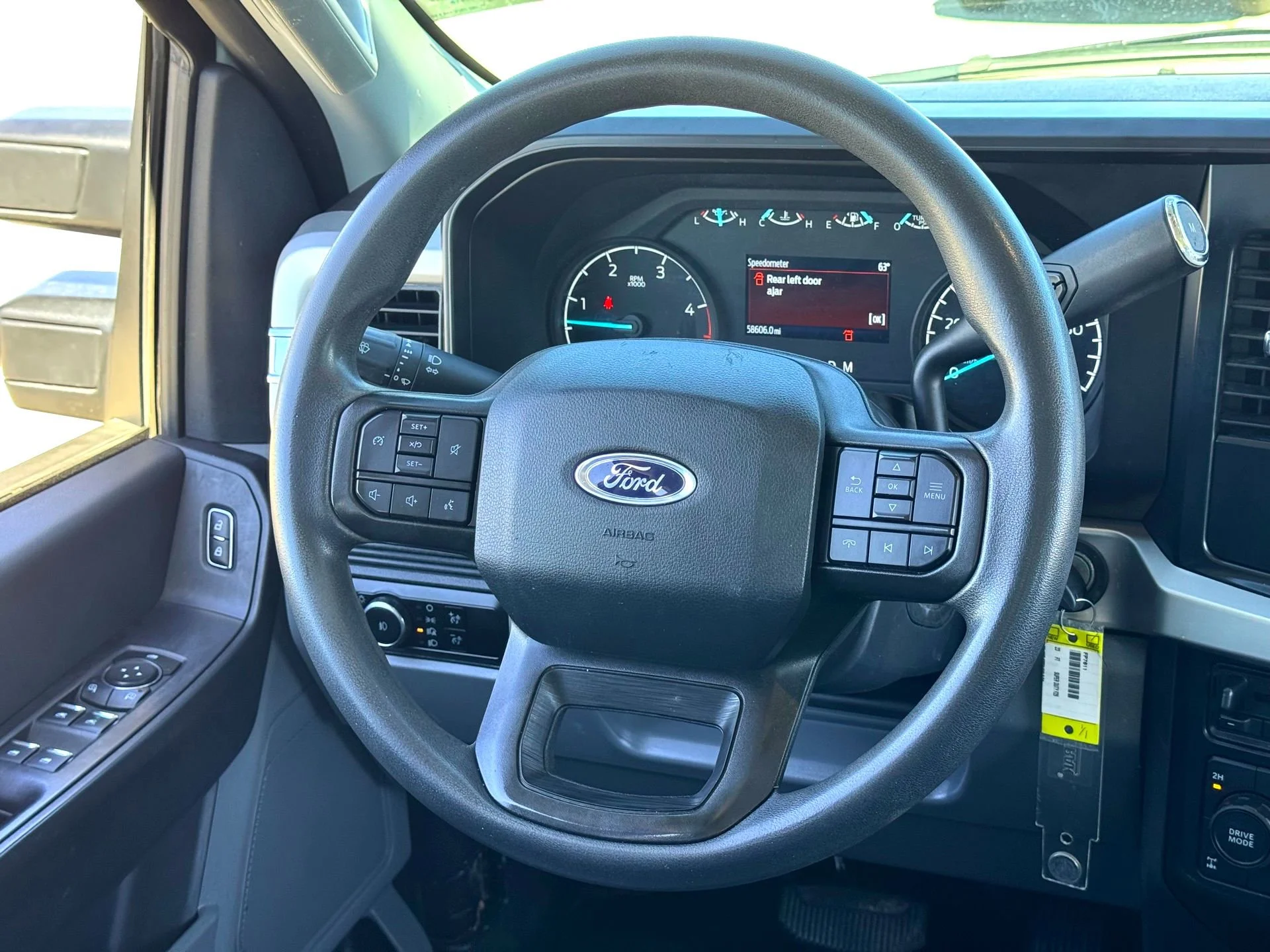 Used 2023  Ford XL image 22