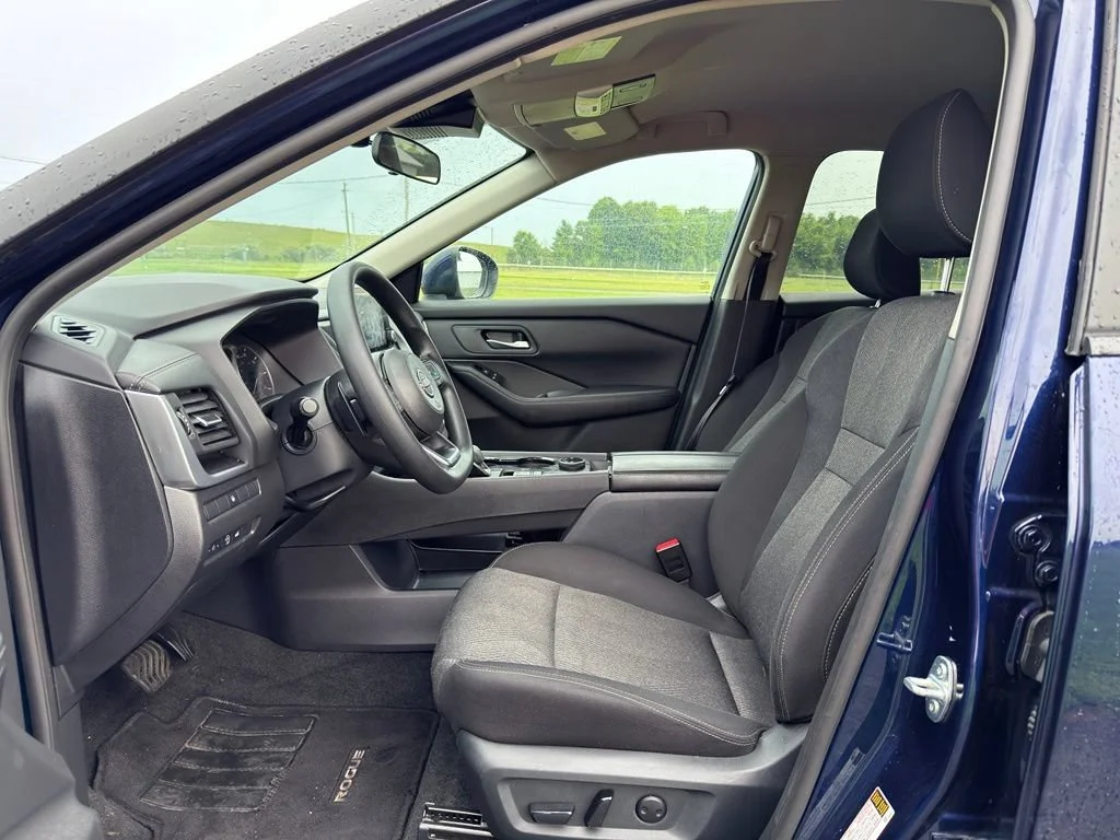 Used 2024 Nissan Rogue SV with VIN 5N1BT3BB2RC750085 for sale in Wellington, OH