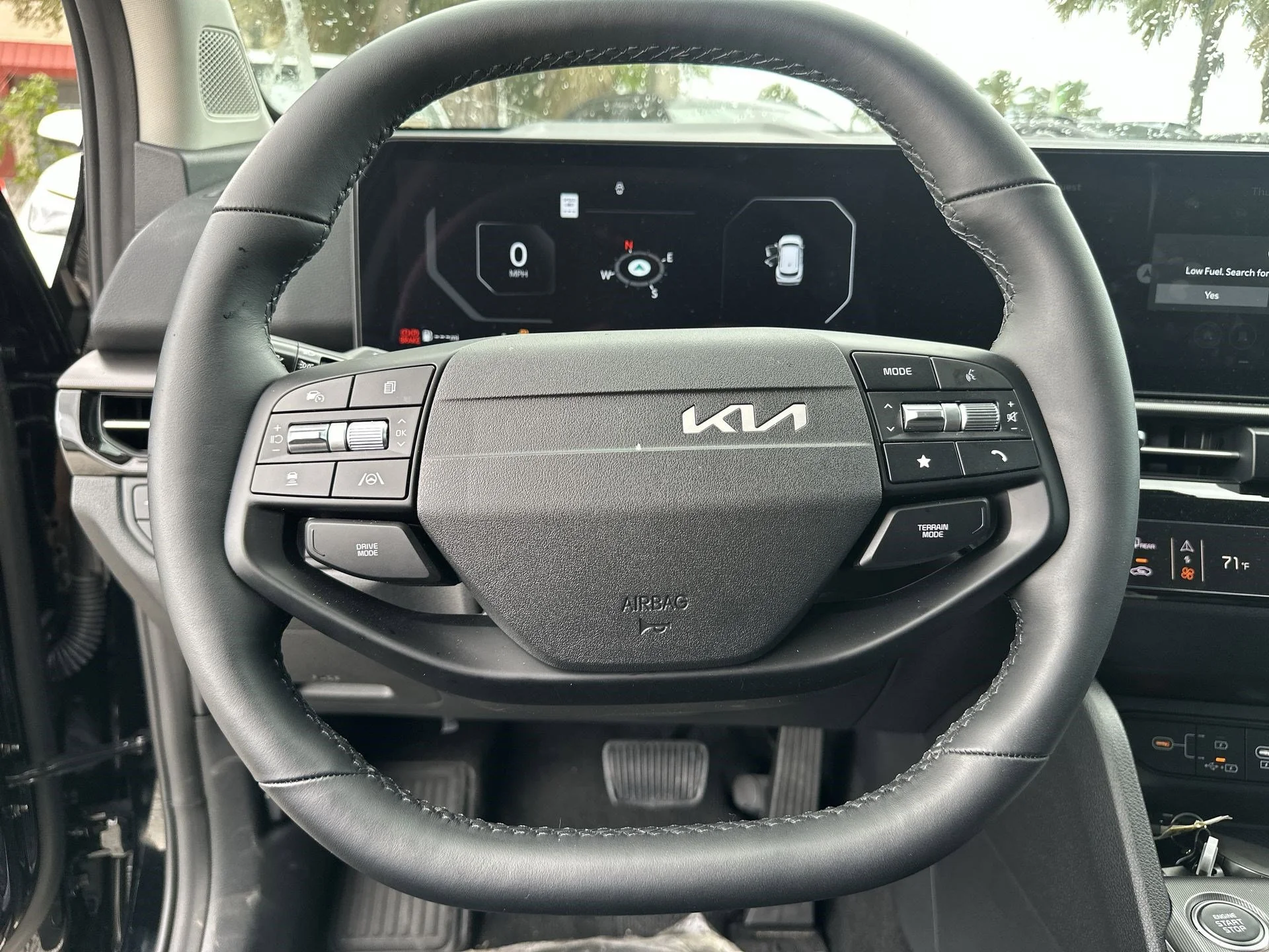 New 2026 Glacial White Pearl Kia SX Prestige image 13