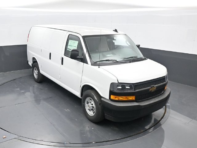 2025 Chevrolet Express Cargo
