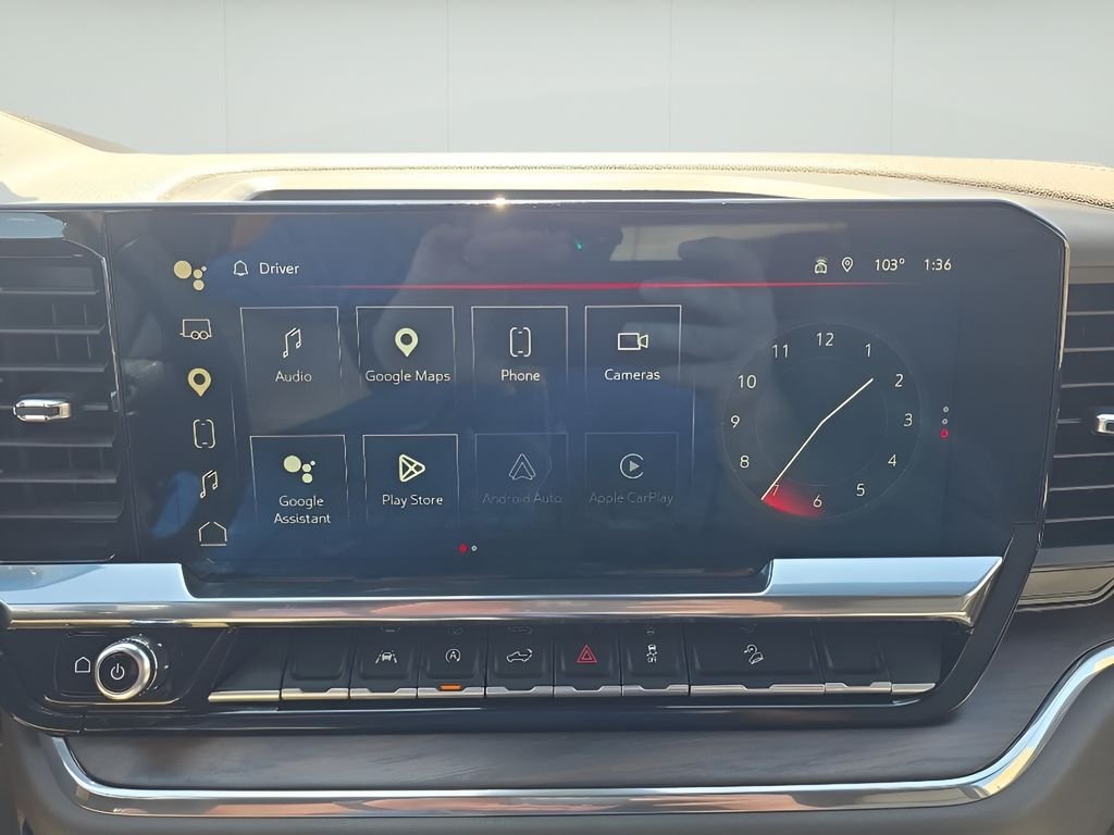 Used 2022  GMC SLT image 16