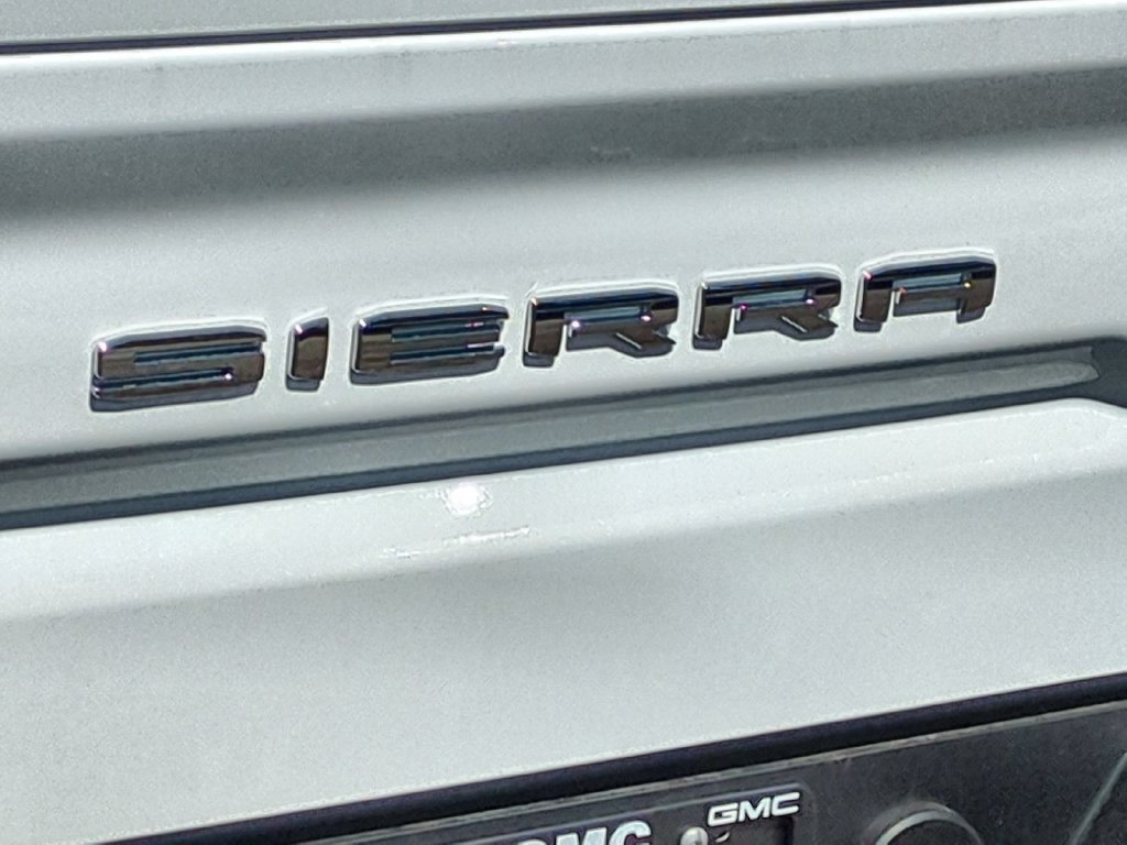 2026 GMC Sierra 1500 SLT - Photo 10