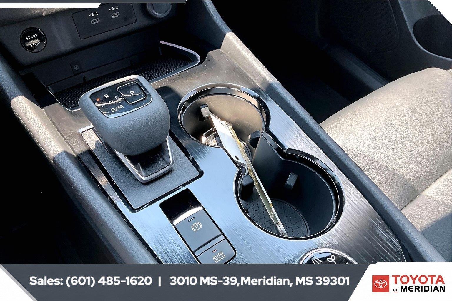 Used 2026 Everest White Pearl Tricoat Nissan SL image 23