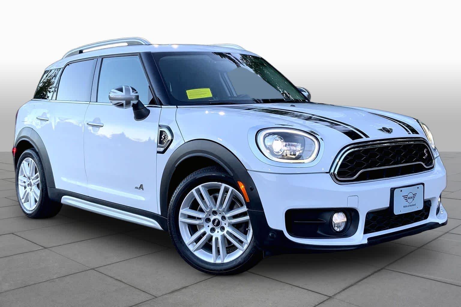 Used 2017 Light White MINI Cooper S image 2