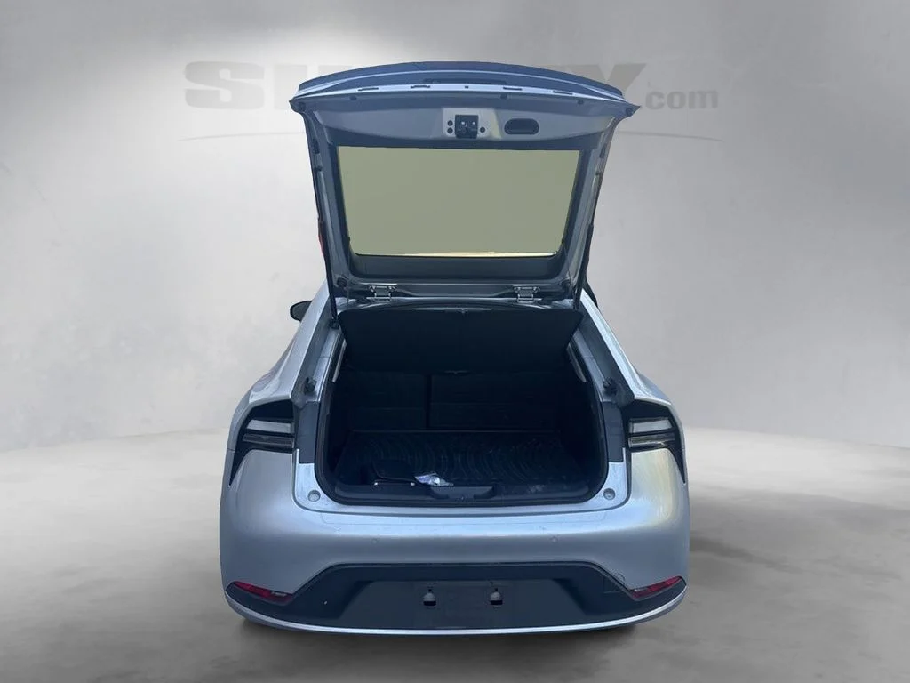 Used 2024  Toyota SE image 23